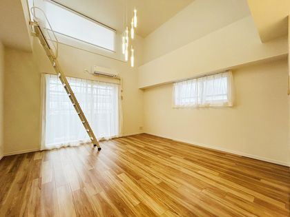 コスモ西日暮里ロイヤルフォルム リビング