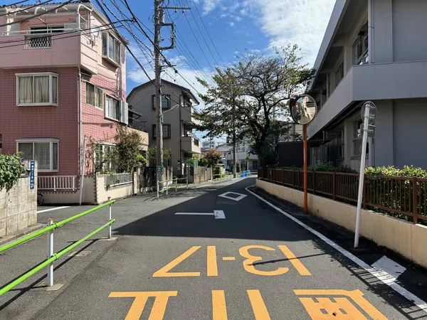 南側前面道路