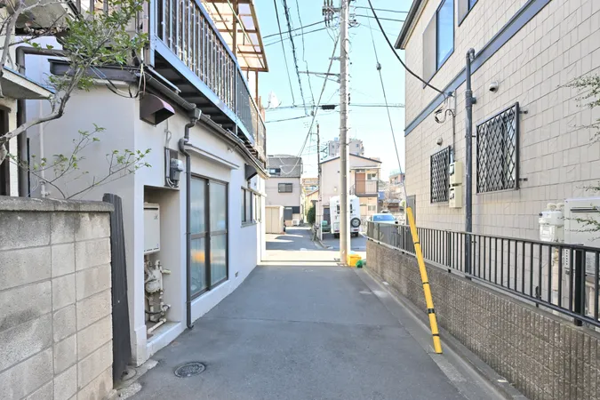 南西側前面道路