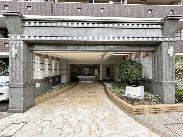 ロータリーパレス千住関屋 エントランス ロータリーパレス千住関屋 エントランス