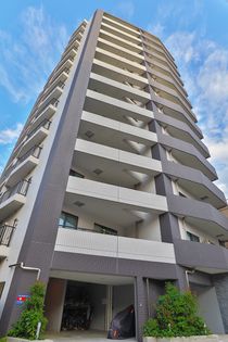 プレシス北千住 外観