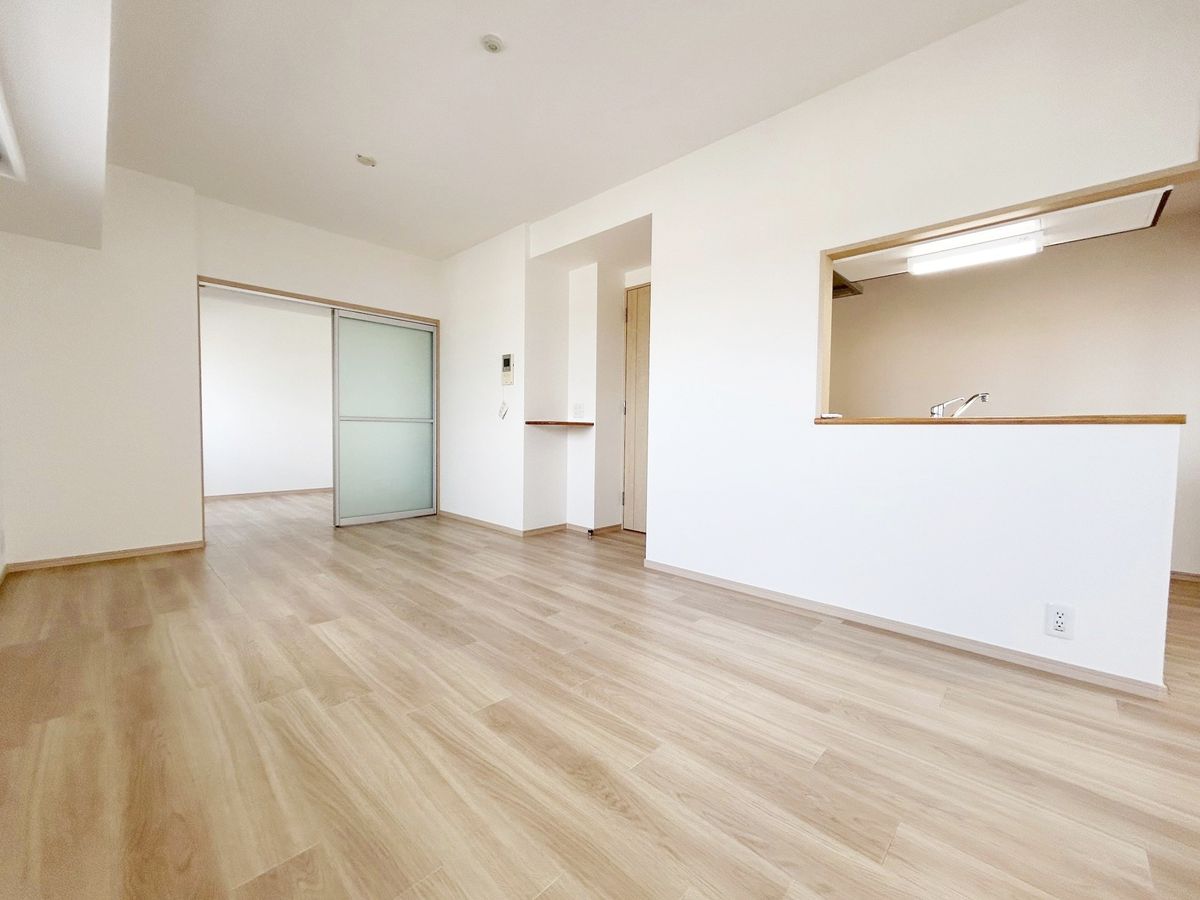 ガクエンヒルズ北千住 リビング リビング