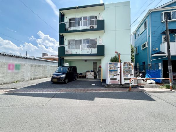 足立区中央本町3丁目 ビル 前面道路含む外観 足立区中央本町3丁目 ビル 前面道路含む外観