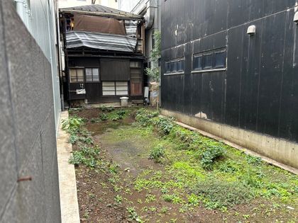 千代田区神田小川町二丁目 土地 前面道路含む外観