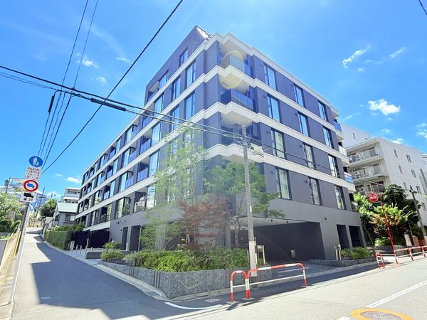 ブランズ神楽坂 外観