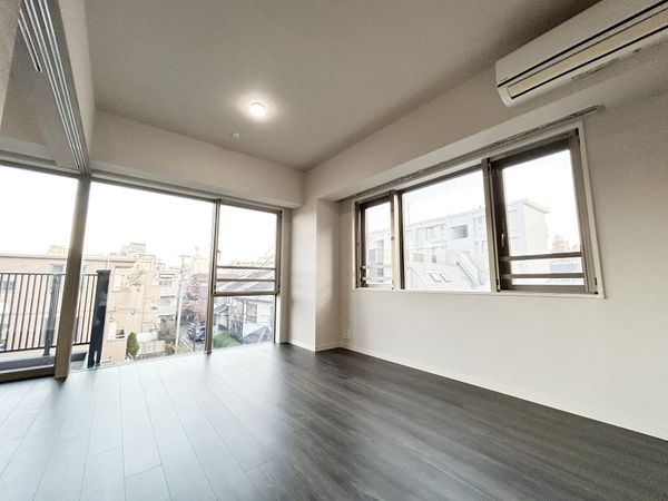 オーベルアーバンツ神楽坂 リビング オーベルアーバンツ神楽坂 リビング