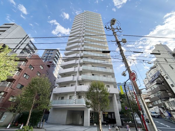 レグノ・グランデ一番町タワー 外観