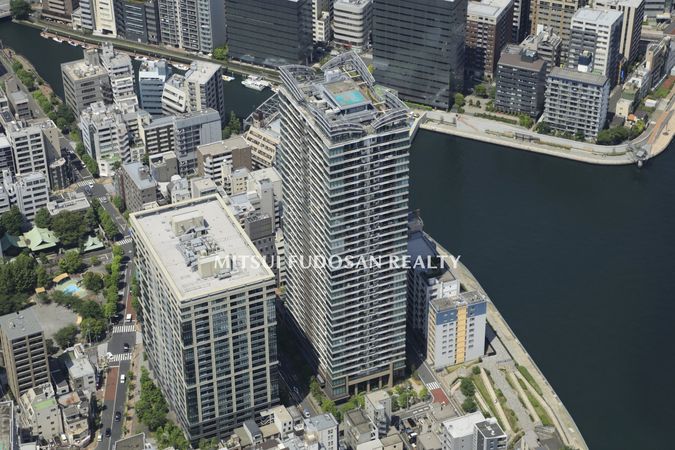 パークシティ中央湊 ザタワー 外観