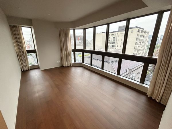 Brillia一番町 リビング