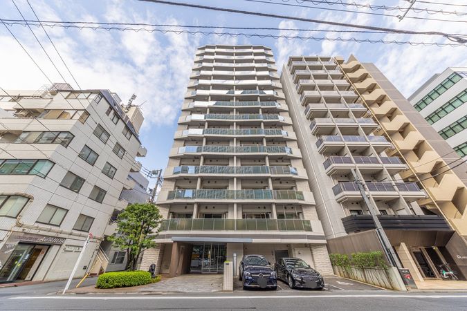 ライオンズ千代田三崎町 外観