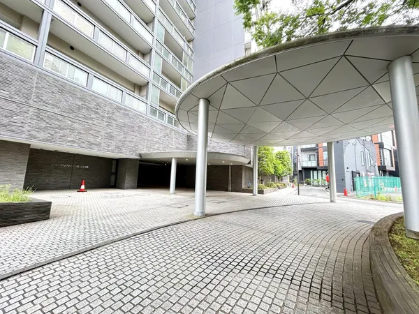 エントランスアプローチ