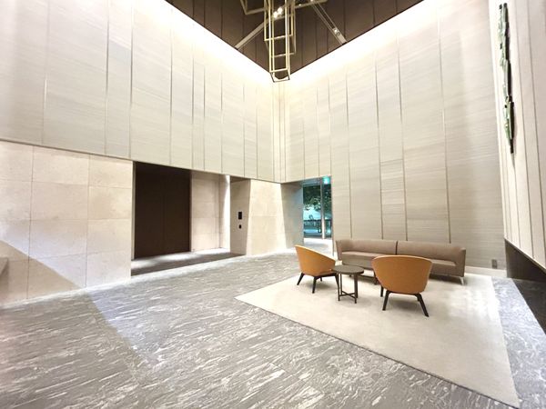 クラッシィタワー新宿御苑 ロビー