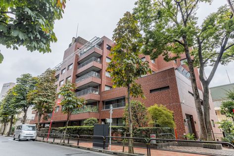 御茶ノ水ロイヤルハイツ犬塚ビル 外観