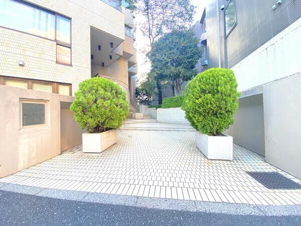 ニューライフ一番町 エントランス ニューライフ一番町 エントランス