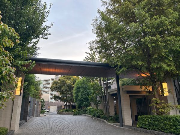 蘆花公園ザレジデンス フォレストコート エントランス 蘆花公園ザレジデンス フォレストコート エントランス