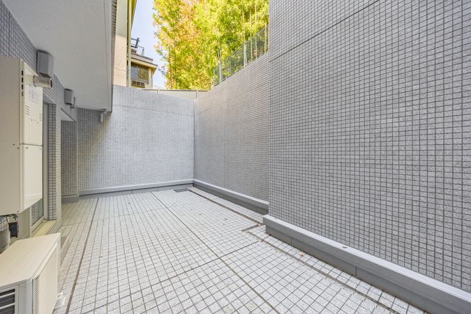 シティハウス三田綱町 庭