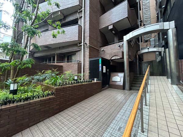 日神パレステージ西麻布 エントランス エントランス