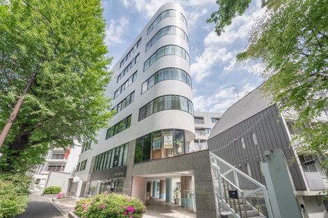 パークノヴァ神宮前 外観