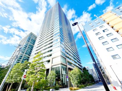 パークシティ中央湊 ザタワー 外観