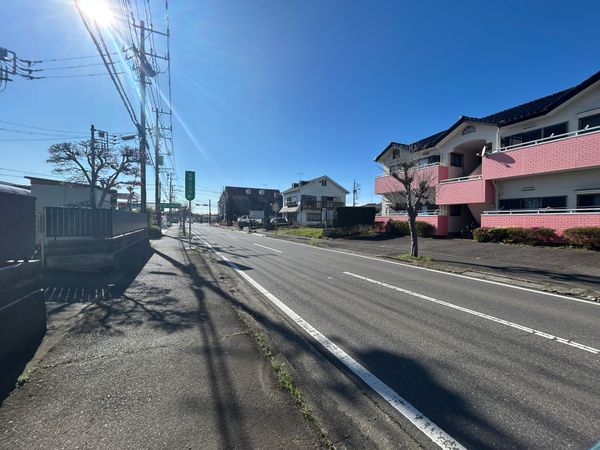 守谷市けやき台6丁目 土地 前面道路含む外観