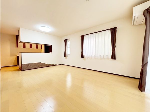 取手市桜が丘1丁目 戸建 リビング