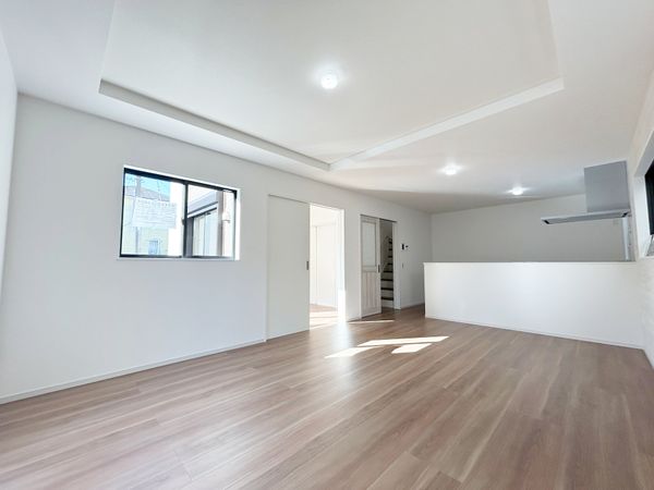 守谷市百合ケ丘2丁目 新築戸建 リビング