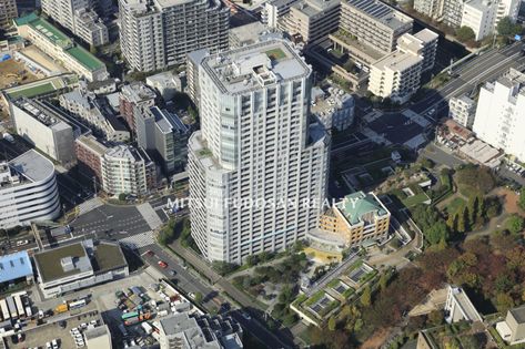 ラグナタワー 外観