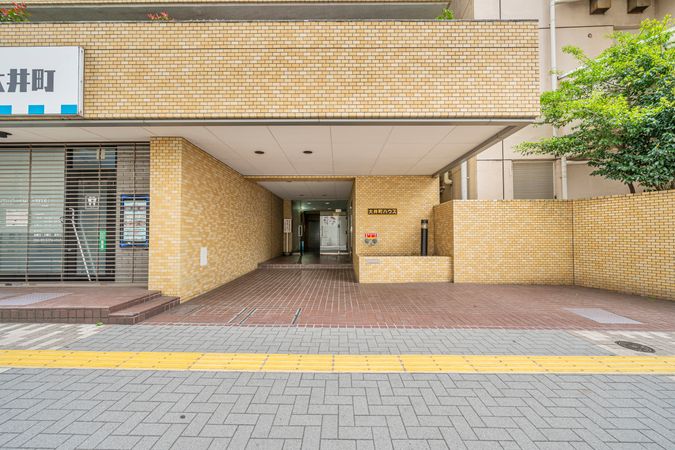 大井町ハウス エントランス 大井町ハウス エントランス