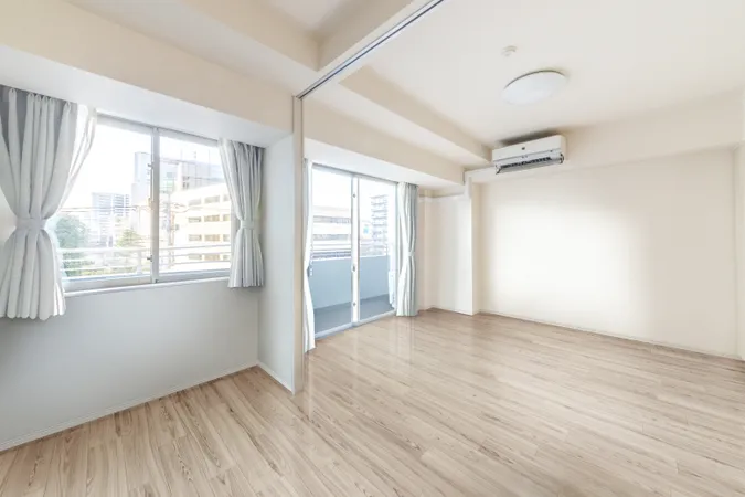 ※画像は実際の室内写真及び間取図を基に、CGにて再現した「空室リフォームイメージ」であり、実際とは多少異なります。また、家具等は販売価格に含まれません※令和5年3月撮影の画像を基に作成