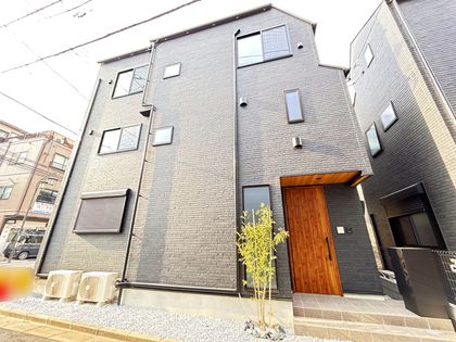 和泉1丁目 新築戸建 外観