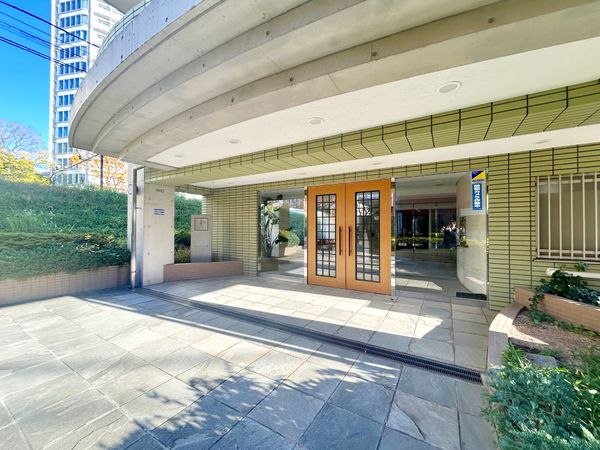 ジェイパーク二子玉川園フレリーヴ エントランス ジェイパーク二子玉川園フレリーヴ エントランス