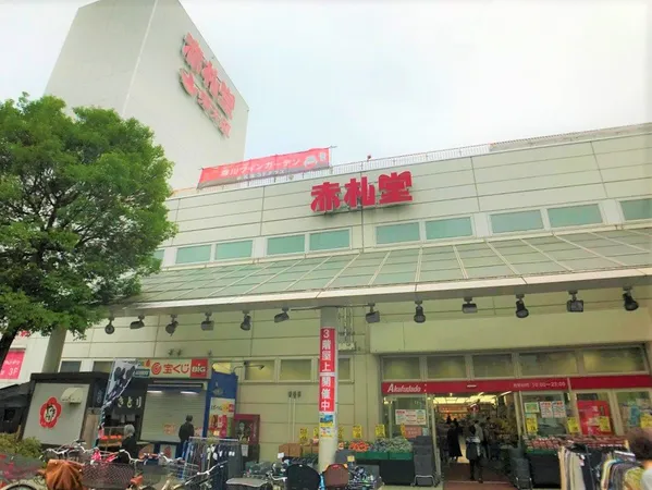 徒歩7分。