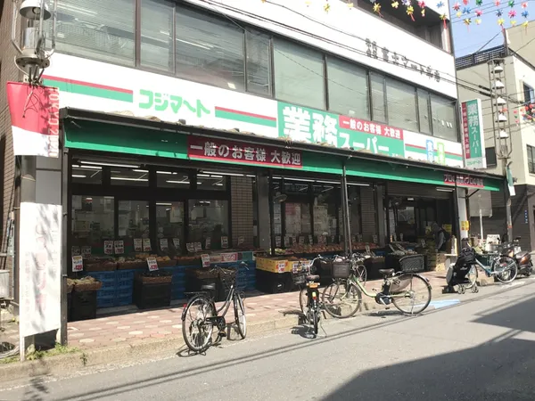 徒歩9分。