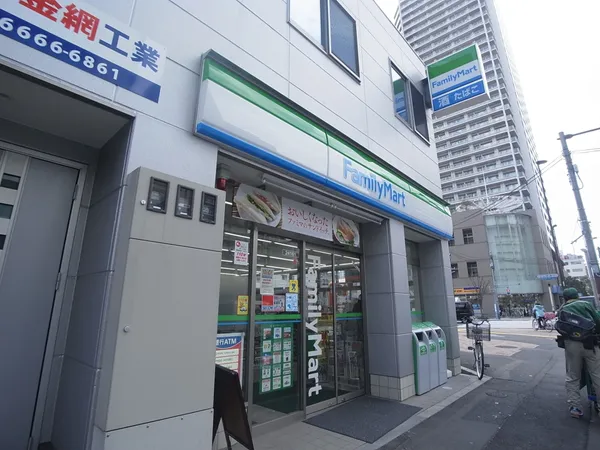 徒歩2分。