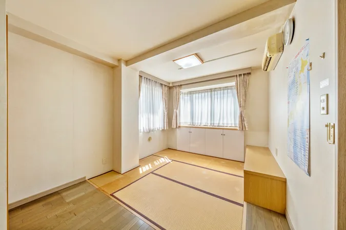 ２F室内