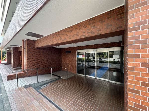 トーア滝野川マンション エントランス