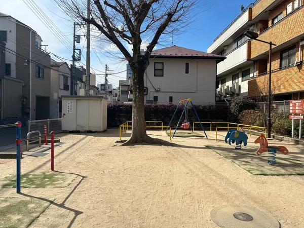 区立三瑞児童遊園 約150ｍ