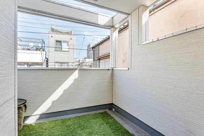 北側バルコニー