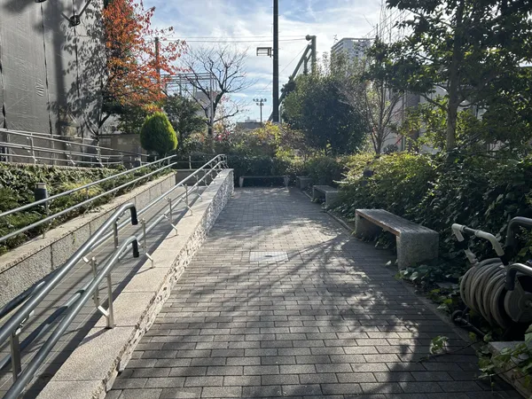 エントランスアプローチ