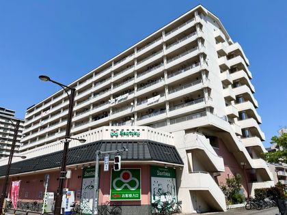 けやき通り北四番館 外観