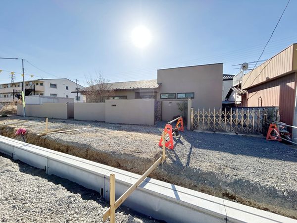 越谷市瓦曽根3丁目 戸建 外観