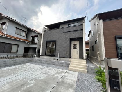 春日部市中央8丁目 新築戸建 外観