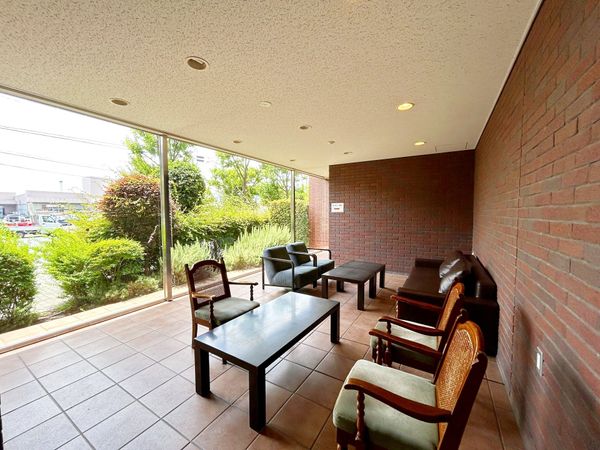 ガーデンシンフォニー新越谷 ロビー ガーデンシンフォニー新越谷 ロビー