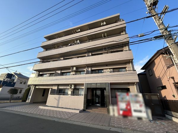 ハイタウン吉川 外観