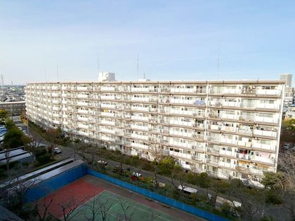 越谷ファミリータウン B棟 外観