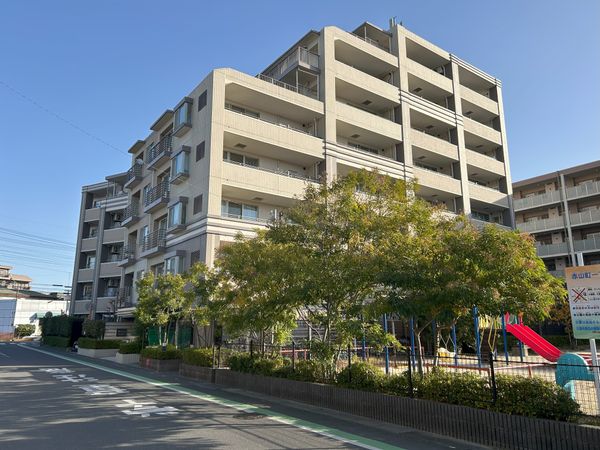 ディーレスティア越谷赤山町 外観