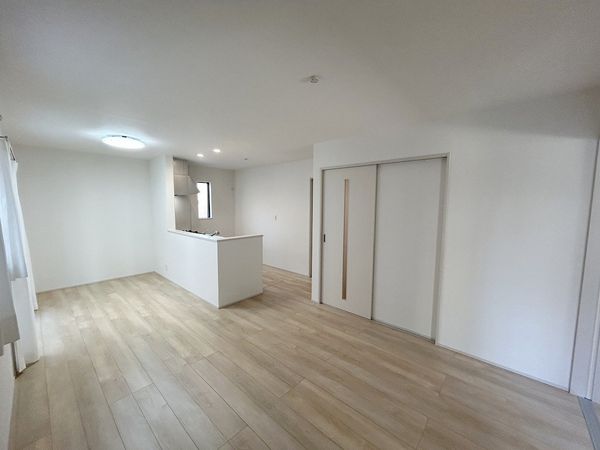ふじみ野市大原2丁目 新築戸建 リビング