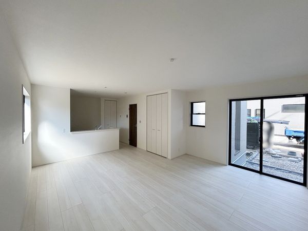 富士見市渡戸1丁目 8号棟 新築戸建 リビング