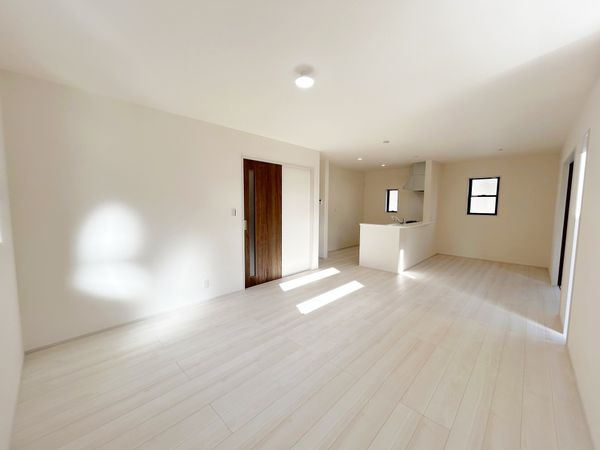 富士見市渡戸1丁目 12号棟 新築戸建 リビング