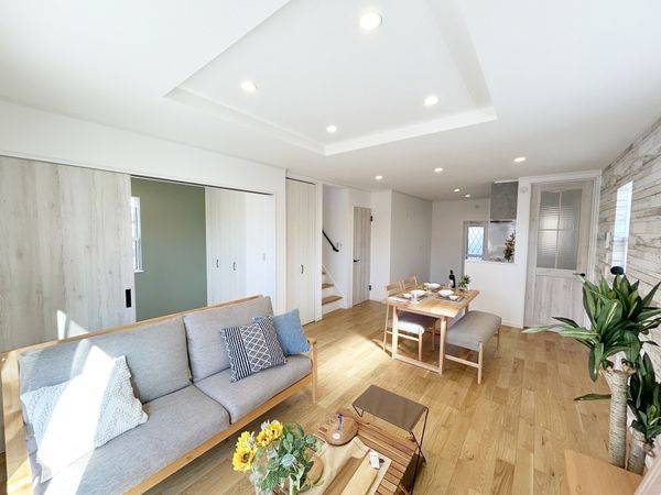 富士見市諏訪2丁目 2号棟 新築戸建 リビング 富士見市諏訪2丁目 2号棟 新築戸建 リビング